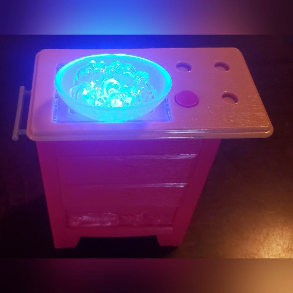 2015 Barbie doll Dreamhouse Bathroom Vanity Bubbling Sounds and Light - Picture 2 of 7
